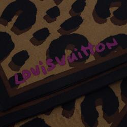 مملوكة مسبقًا وشاح لوي فيتون حرير بني بنقشة الفهد 