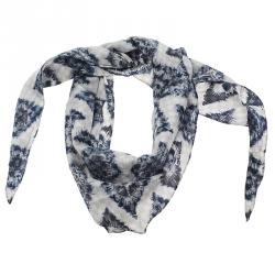 مملوكة مسبقًا Louis Vuitton Blue Ikat Silk Scarf