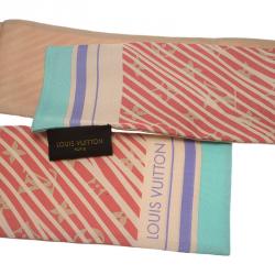 مملوكة مسبقًا وشاح لوي فيتون حرير ألمازينغ مينث