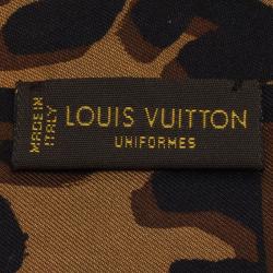 مملوكة مسبقًا بندانة لوي فيتون نقشة فهد حرير بني