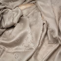 Pre Owned Louis Vuitton Beige Monogram Wool & Silk Fringe Edged Shawl