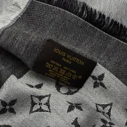 مملوكة مسبقًا Louis Vuitton Black Monogram Denim Shawl