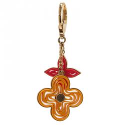 مملوكة مسبقًا Louis Vuitton Pink and Orange Resin Naif Key Holder