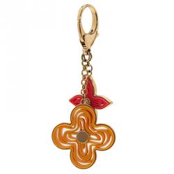 مملوكة مسبقًا Louis Vuitton Pink and Orange Resin Naif Key Holder