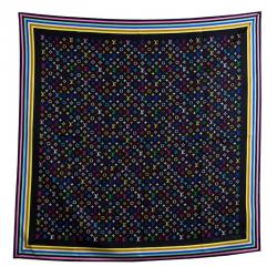 مملوكة مسبقًا Louis Vuitton Black Monogram Multicolor Silk Square Scarf