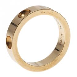 Louis Vuitton 18k Yellow Gold Emprente Trunk Ring For Sale at