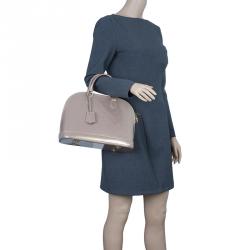 مملوكة مسبقًا حقيبة لوي فيتون ألما بوك فيرنيه مونوغرامي بيج PM