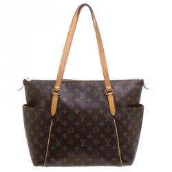 مملوكة مسبقًا حقيبة لوي فيتون توتالي كانفاس مونوغرامي MM