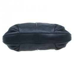 مملوكة مسبقًا Louis Vuitton Black Monogram Mahina Leather Selene MM