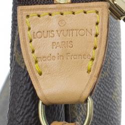 مملوكة مسبقًا حقيبة يد صغيرة للإكسسوارات لوي فيتون كانفاس مونوغرامي