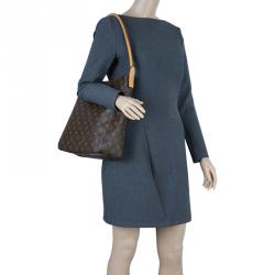 مملوكة مسبقًا Louis Vuitton Monogram Looping GM