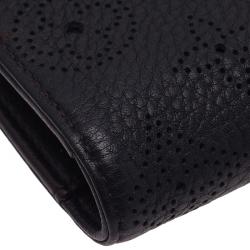 مملوكة مسبقًا  محفظة كونتينيتال لوي فيتون أميليا جلد أسود بقلاب