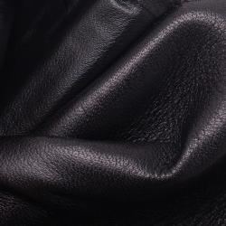 مملوكة مسبقًا  محفظة كونتينيتال لوي فيتون أميليا جلد أسود بقلاب