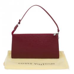 مملوكة مسبقًا بوك  لوي فيتون إكسسوارات جلد أيبي أحمر