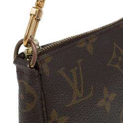 مملوكة مسبقًا Louis Vuitton Monogram Canvas Pochette Accessoires 