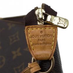 مملوكة مسبقًا Louis Vuitton Monogram Canvas Pochette Accessoires 