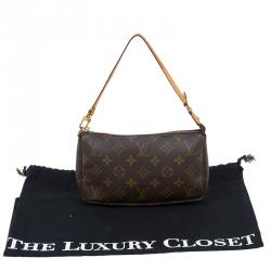 مملوكة مسبقًا Louis Vuitton Monogram Canvas Pochette Accessoires 