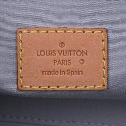 مملوكة مسبقًا Louis Vuitton Perle Monogram Vernis Roxbury Drive Bag