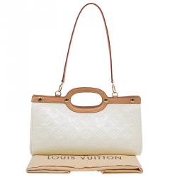 مملوكة مسبقًا Louis Vuitton Perle Monogram Vernis Roxbury Drive Bag