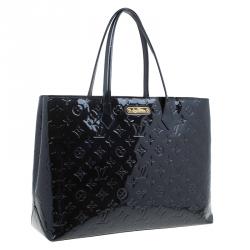 مملوكة مسبقًا Louis Vuitton Black Magnetique Monogram Vernis Wilshire MM Bag