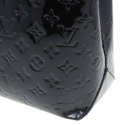 مملوكة مسبقًا Louis Vuitton Black Magnetique Monogram Vernis Wilshire MM Bag