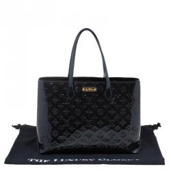 مملوكة مسبقًا Louis Vuitton Black Magnetique Monogram Vernis Wilshire MM Bag