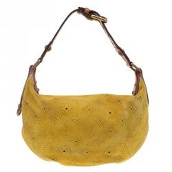 Louis Vuitton Maize Yellow Suede Mahina Fleurs Onatah GM Bag – The