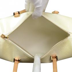 مملوكة مسبقًا Louis Vuitton Perle Monogram Vernis Bedford Bag