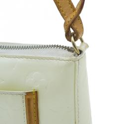 مملوكة مسبقًا Louis Vuitton Cream Monogram Vernis Mallory Square Bag