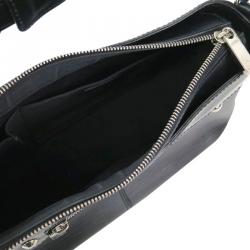 مملوكة مسبقًا حقيبة لوي فيتون توريني جلد أيبي سوداء PM