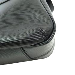 مملوكة مسبقًا حقيبة لوي فيتون توريني جلد أيبي سوداء PM