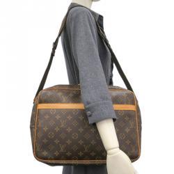 Louis Vuitton Monogram Canvas Reporter Messenger GM