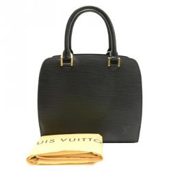 Pre Owned Louis Vuitton Black Epi Leather Pont Neuf Bag