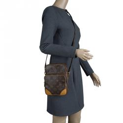 مملوكة مسبقًا حقيبة كاميرا لوي فيتون أمازون كانفاس مونوغرامي