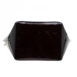 مملوكة مسبقًا Louis Vuitton Amarante Monogram Vernis Bellevue PM Bag