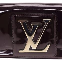 مملوكة مسبقًا Louis Vuitton Amarante Patent Leather Sobe Clutch
