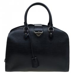 Pre Owned Louis Vuitton Black Epi Leather Pont Neuf GM Bag