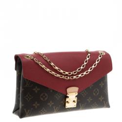 مملوكة مسبقًا حقيبة لوي فيتون سلسلة بيلاس كانفاس مونوغرامي سيريس