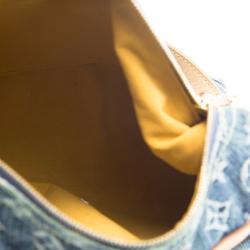 مملوكة مسبقًا Louis Vuitton Blue Monogram Denim Baggy PM Bag