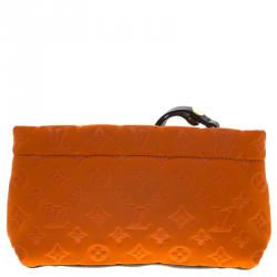 مملوكة مسبقًا Louis Vuitton Orange Monogram Neoprene Limited Edition Scuba Clutch