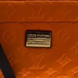 مملوكة مسبقًا Louis Vuitton Orange Monogram Neoprene Limited Edition Scuba Clutch