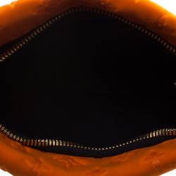 مملوكة مسبقًا Louis Vuitton Orange Monogram Neoprene Limited Edition Scuba Clutch