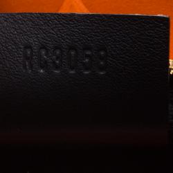 مملوكة مسبقًا Louis Vuitton Orange Monogram Neoprene Limited Edition Scuba Clutch