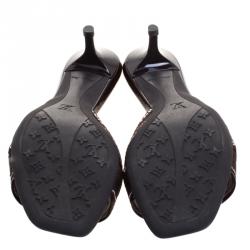 مملوكة مسبقًا Louis Vuitton Brown Canvas Ribbon Slides Size 37