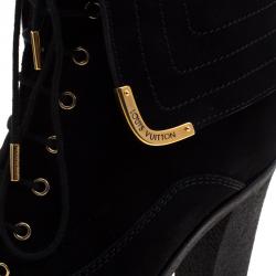 Pre Owned Louis Vuitton Black Suede Lace Up Ankle Boots Size 39