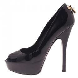 مملوكة مسبقًا حذاء كعب عالي لوي فيتون أوه ريلي! فتحة جلد لامع أسود مقاس 40