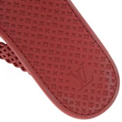 Pre Owned Louis Vuitton Red Rubber Tatoo Thong Sandals Size 39