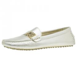 مملوكة مسبقًا Louis Vuitton Metallic Gold Leather Zen Loafers Size 35