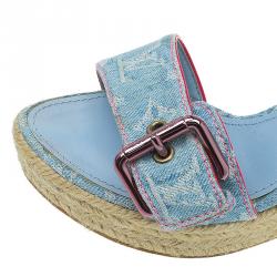 مملوكة مسبقًا Louis Vuitton Blue Monogram Denim Espadrille Wedge Sandals Size 38