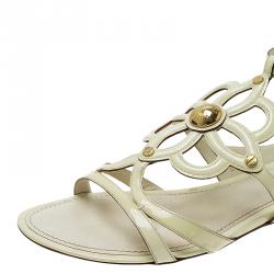 مملوكة مسبقًا صندل فلات لوي فيتون جلد كريمي لامع مقاس 38